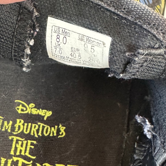 Vans Slip-On Sneakers Black Nightmare Before Christmas Mens 8 Womens 9.50 - Picture 9 of 9